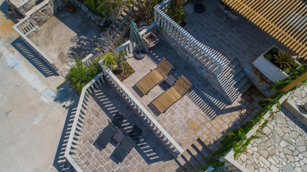 Family House Bjelila Villa Tivat Ngoại thất bức ảnh