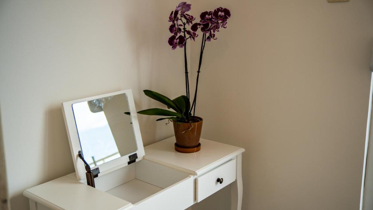 Family House Bjelila Villa Tivat Ngoại thất bức ảnh